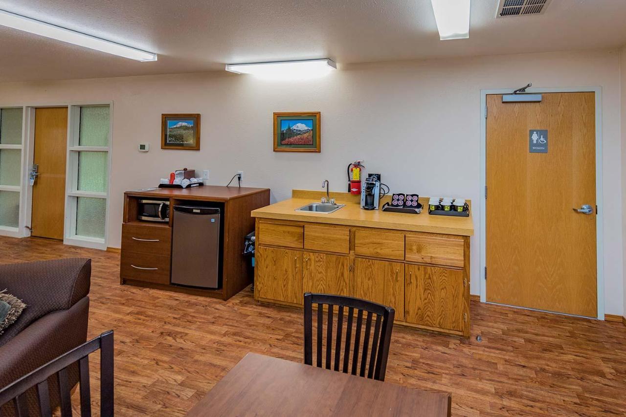 Nisqually Lodge Ashford Ngoại thất bức ảnh